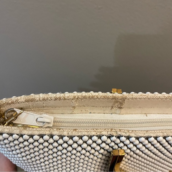 Vintage 80s ‘Bags By Marlo’ Ivory Bubble Chainmail Handbag w Gold Handles - EUC - Picture 9 of 16